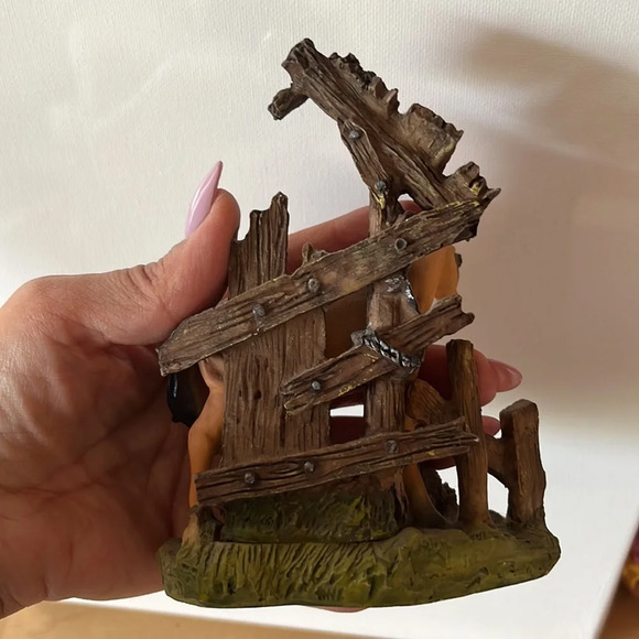 New Horse sculpture - Picture 4 of 5